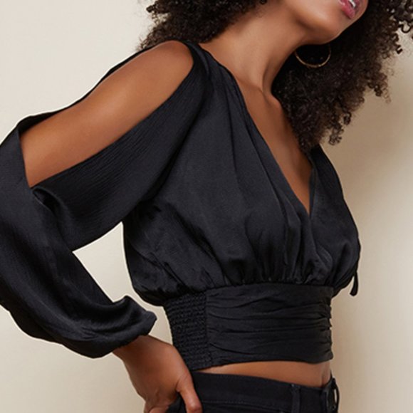 Hutch Jude Top in Black - Picture 2 of 4